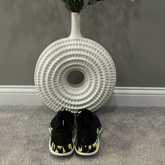 NWOB Men’s crocs. Lite Ride. Marbled pattern. Size 8. - Picture 3 of 6